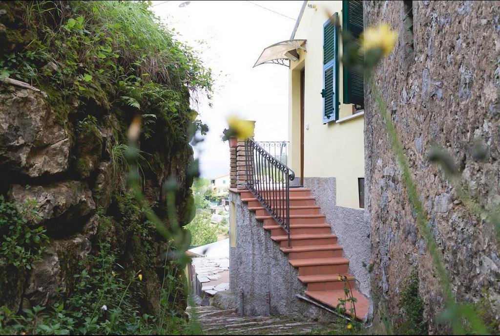 Апартаменты Borgo Foce La Spezia La Foce Экстерьер фото